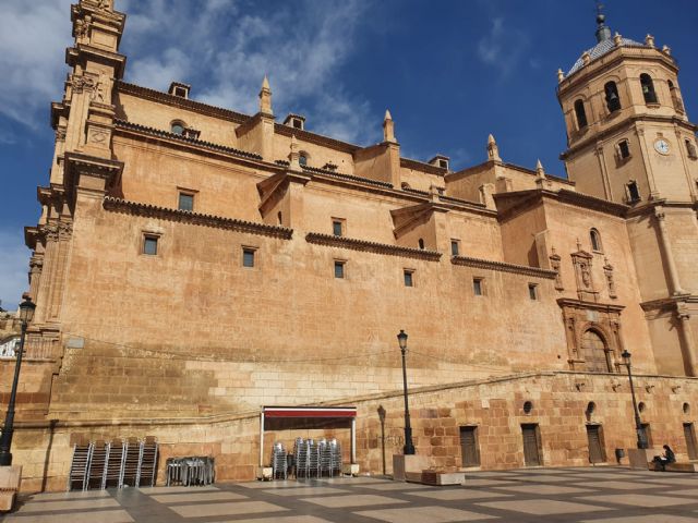El cierre total de la hostelería y de la actividad no esencial a las 20 horas y el final de la campaña de Navidad dejan en Lorca 121 parados más en el mes de enero - 1, Foto 1