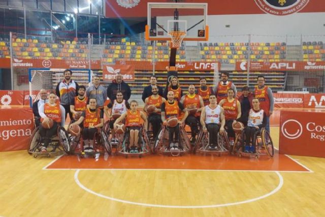 Las selecciones españolas de baloncesto en silla, concentradas en Cartagena - 1, Foto 1