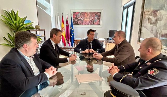 La Comunidad invierte casi 400.000 euros en ayudas para dotar de más medios a la Policía Local de Blanca - 2, Foto 2