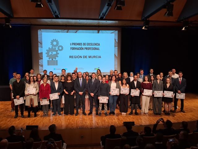La II edición de los Premios de Excelencia de FP distingue a 47 alumnos con los mejores expedientes - 2, Foto 2
