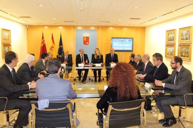 La Comunidad y el ICO ofrecerán una nueva línea de financiación a empresas por importe de 50 millones de euros - 1, Foto 1