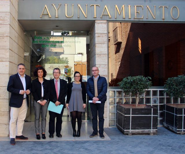 Firma del convenio para el desarrollo del proyecto Replay en Beniel - 2, Foto 2