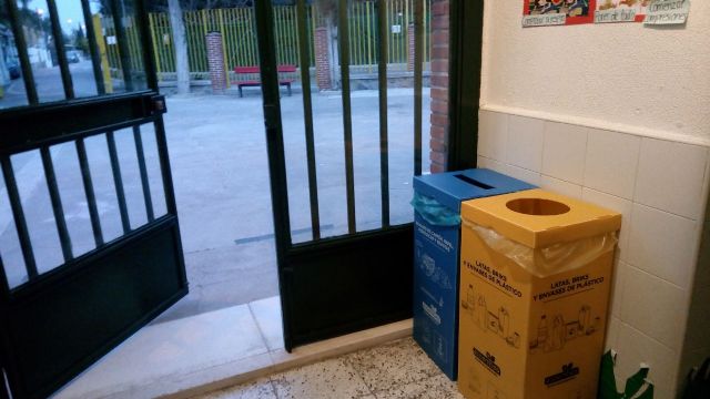 Ahora Murcia denuncia la falta de puntos de recogida selectiva en varios colegios del municipio que separan sus residuos - 3, Foto 3