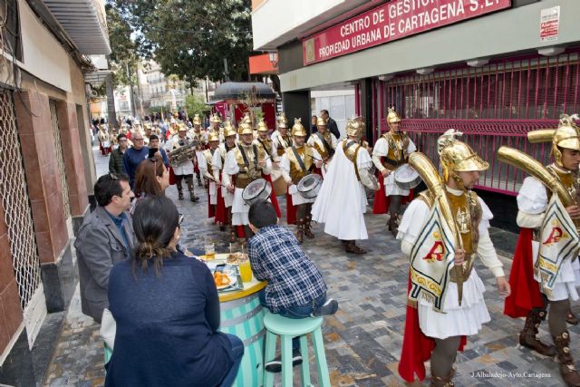 La Cofradía del Resucitado anunciará la llegada de sus procesiones con el Pasacalles de los Soldados Romanos - 1, Foto 1