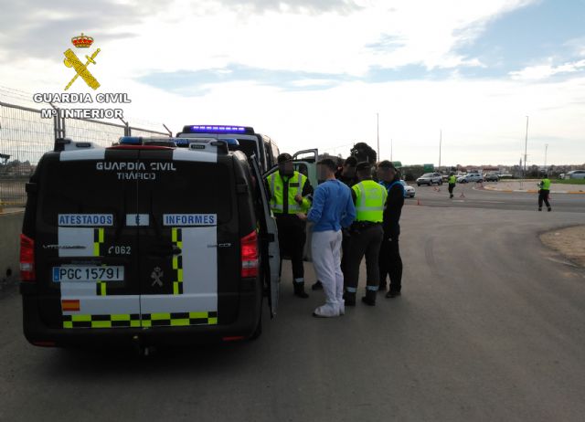 La Guardia Civil ha realizado más de 12.000 pruebas de verificación de alcoholemia y drogas durante la celebración de los carnavales - 2, Foto 2