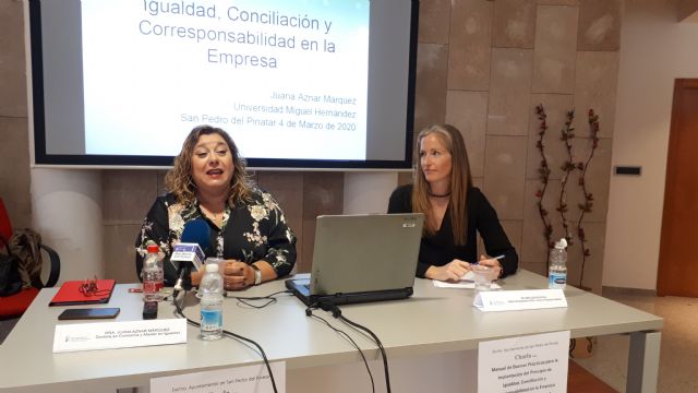 San Pedro del Pinatar acoge una ponencia sobre el principio de igualdad, corresponsabilidad y conciliación en la empresa - 1, Foto 1