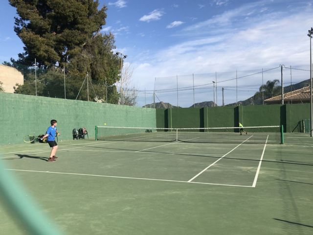 Javier Lpez and Eva Martinez, from the Kuore de Totana tennis school, champions in the men's and women's Alevn categories in the Regional Iniciatenis tournament, Foto 3