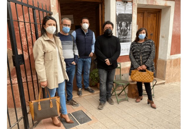 Visita a la exposición fotográfica del artista muleño Andrés García Mellado - 1, Foto 1