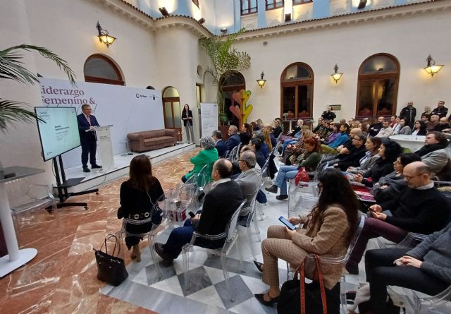 El Gobierno regional promueve la sostenibilidad con un ciclo de jornadas que arranca con el enfoque del liderazgo femenino - 2, Foto 2