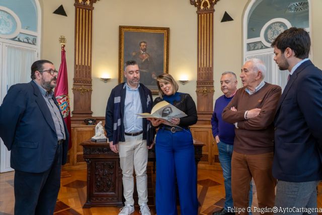 La alcaldesa recibe la marcha ´Promesa´ como Madrina de Honor del Centenario de La Piedad - 1, Foto 1