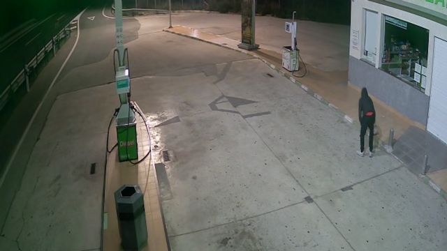 La Guardia Civil detiene a tres individuos por sendos robos en comercios de la Comarca del Noroeste - 5, Foto 5