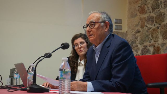 Impulsa Cartagena rinde homenaje a Benito García Soto y reivindica el legado educativo de las Escuelas Graduadas - 2, Foto 2