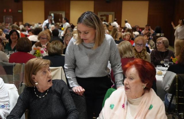 La consejera de Política Social destaca la importancia del tejido asociativo femenino en un acto con cerca de 400 mujeres en Torre Pacheco - 3, Foto 3