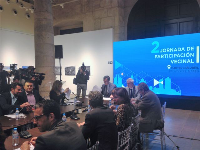 El PSOE critica que Ballesta venda unas jornadas de participación vecinal sin contar con el resto de grupos políticos ni con las principales asociaciones vecinales - 2, Foto 2