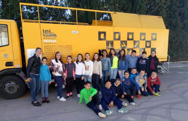 El Ayuntamiento de Caravaca y Acciones Urbanas realizan la campaña Las pedanías, juntas por el reciclaje - 1, Foto 1