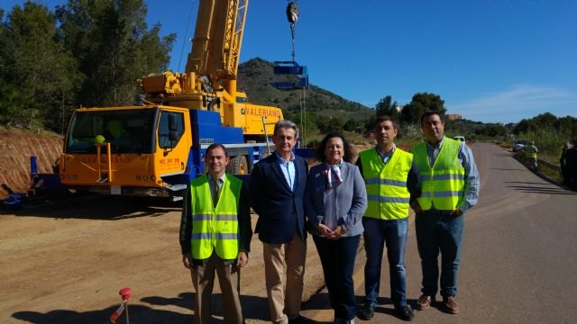 La Comunidad invierte 2,4 millones en mejorar y ampliar la carretera que une Los Belones y Atamaría - 1, Foto 1