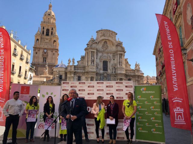 Miles de mujeres reivindicarán el papel del deporte femenino en la III Carrera de la Mujer de Murcia - 1, Foto 1