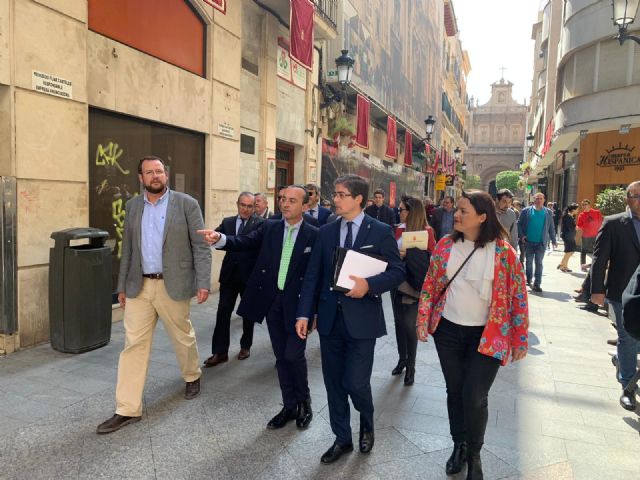 El Ayuntamiento adecuará las calles que recorrerán las distintas procesiones en Semana Santa - 1, Foto 1