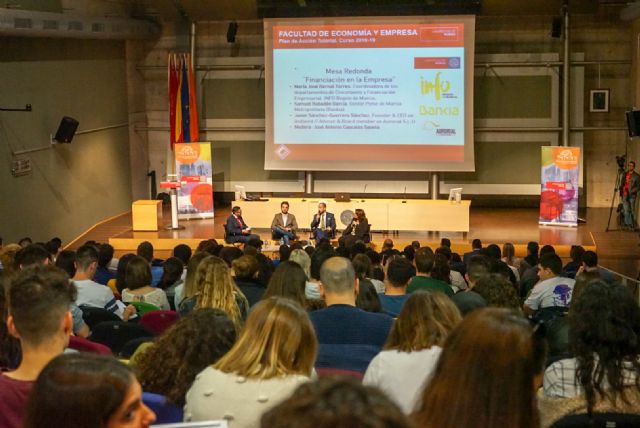 El paso por la universidad es probablemente uno de los hitos más importantes en la vida de los jóvenes - 4, Foto 4