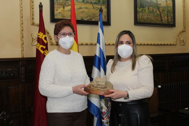 La alcaldesa recibe a la nueva cónsul de Ecuador en la Región de Murcia - 2, Foto 2