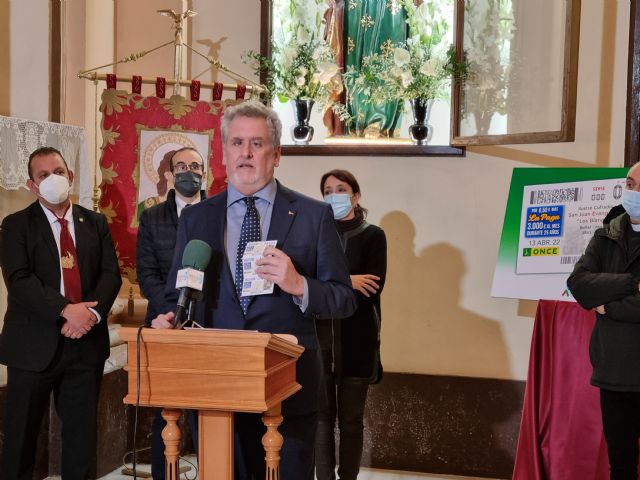 La Cofradía de San Juan Evangelista 'Los Blancos' estará en el cupón de la ONCE - 1, Foto 1