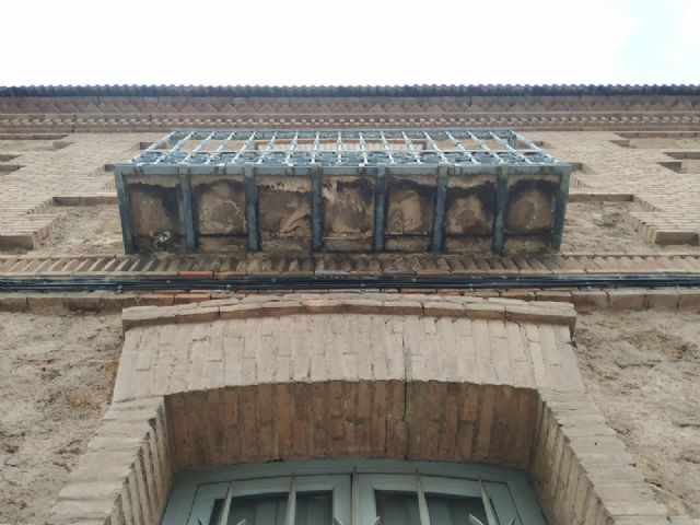 AJVA denuncia derrumbes, hundimientos y la clausura de la Fábrica de Harinas “La Innovadora” - 1, Foto 1