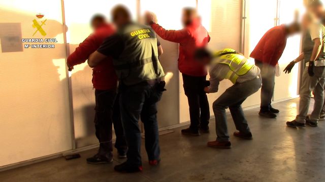 La Guardia Civil desmantela un grupo delictivo dedicado a cometer fraudes en una ITV de Fuente Álamo - 5, Foto 5