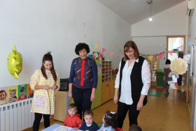 Casi un centenar de alumnos disfrutan en la Escuela de Semana Santa para facilitar la conciliación durante el periodo vacacional - 1, Foto 1