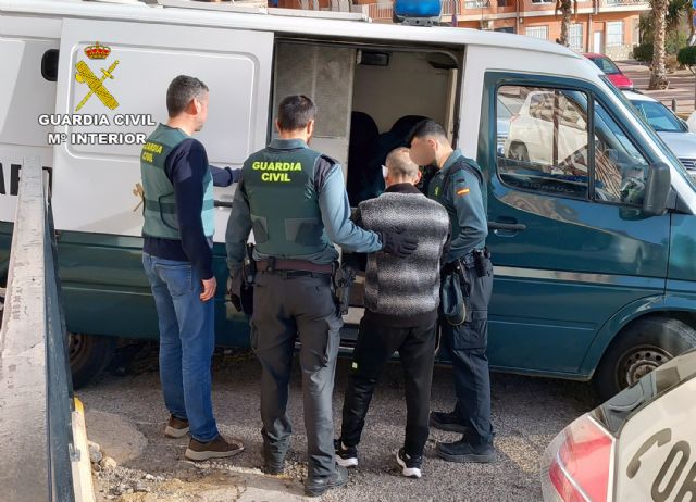 La Guardia Civil detiene a un experimentado delincuente por una docena de robos en Mazarrón - 2, Foto 2