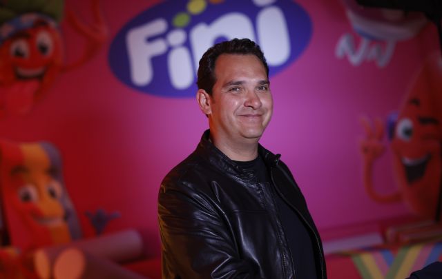 Fallin' in Love, el cortometraje mediante el que Fini defiende las conexiones reales entre las personas - 1, Foto 1