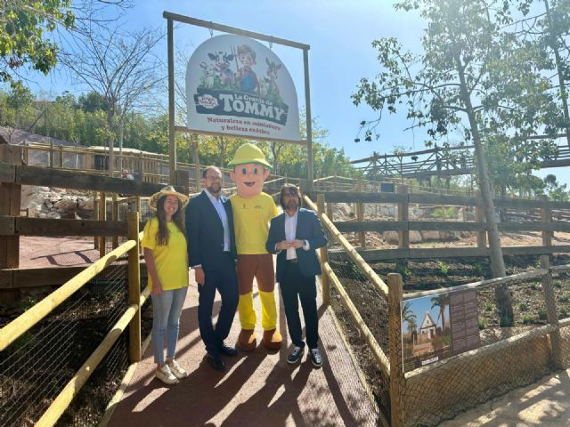 El parque zoológico municipal Terra Natura inaugura su nueva granja escuela con 28 animales enanos - 4, Foto 4