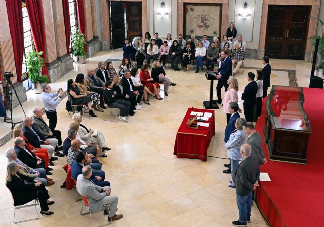 Más de 300 funcionarios y personal laboral fijo del Ayuntamiento de Murcia han tomado posesión de sus puestos esta semana - 2, Foto 2
