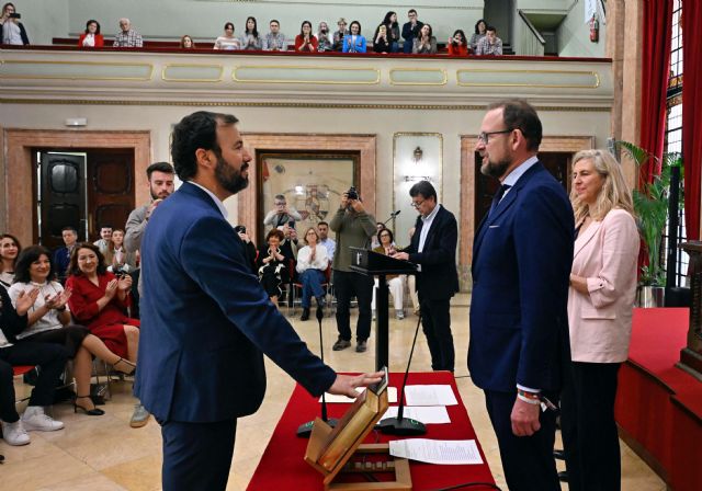 Más de 300 funcionarios y personal laboral fijo del Ayuntamiento de Murcia han tomado posesión de sus puestos esta semana - 4, Foto 4