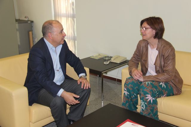 La alcaldesa se reúne con el director general de Administración Local para impulsar el proyecto del Edificio de Seguridad - 1, Foto 1