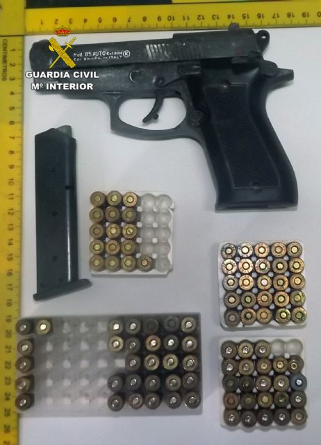 La Guardia Civil desmantela un grupo delictivo dedicado a robar en viviendas y empresas del Campo de Cartagena - 2, Foto 2