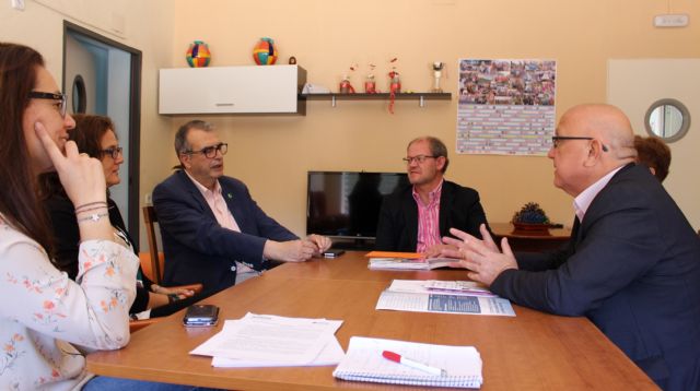 Manuel Padín: la labor de ASTUS por los discapacitados es un orgullo cartagenero que se debe fomentar y proteger - 2, Foto 2