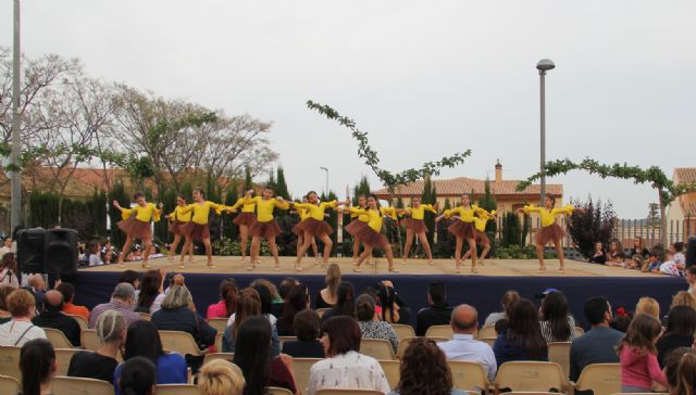 Cientos de bailarines celebran el Día Internacional de la Danza en Puerto Lumbreras - 1, Foto 1
