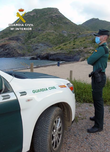 La Guardia Civil denuncia a tres surfistas por saltarse el confinamiento - 2, Foto 2