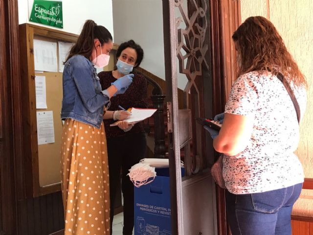 El reparto de mascarillas a través de las Juntas Municipales dará comienzo mañana en Los Jardines - 1, Foto 1