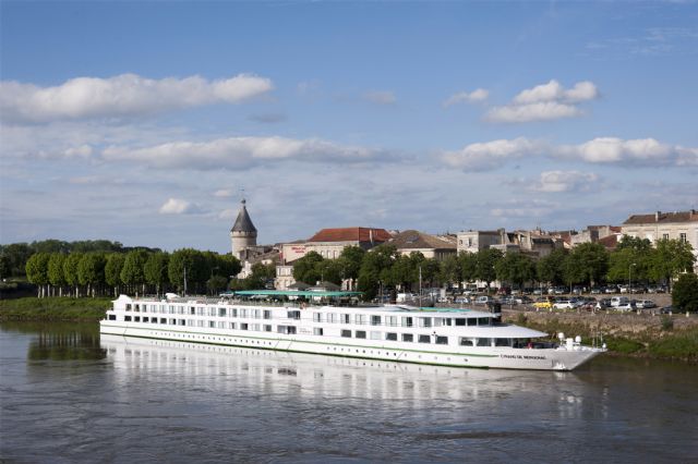 El MS Cyrano de Bergerac de Croisieurope al servicio del sector sanitario en Burdeos - 1, Foto 1