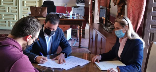 El Ayuntamiento cede el uso del local de los Soportales a la Asociación Cultural Alhory para promover la difusión de la cultura - 1, Foto 1