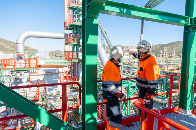 Repsol y Ryanair firman un acuerdo para fomentar el uso de combustibles renovables - 1, Foto 1