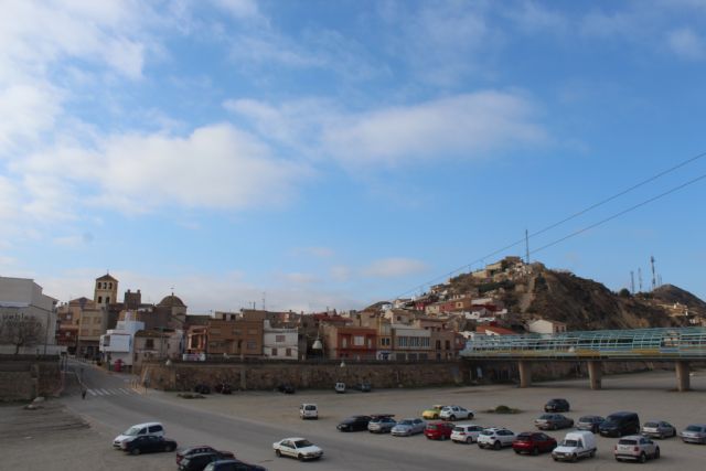 Puerto Lumbreras registra un descenso del número de desempleados en la industria, el comercio, la hostelería y el sector servicios durante el mes de abril - 1, Foto 1