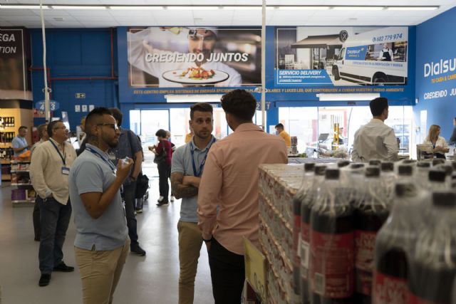 Musgrave invierte cerca de medio millón de euros en la renovación del Cash&Carry Dialsur de Torrevieja - 2, Foto 2