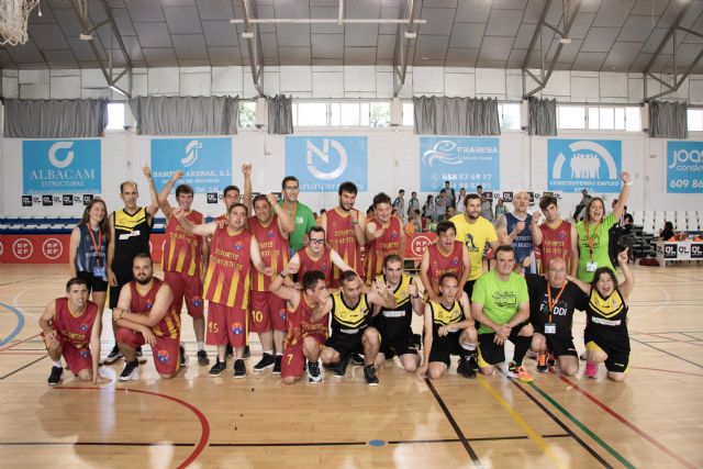 El primer torneo de baloncesto para deportistas con discapacidad intelectual en San Pedro del Pinatar - 1, Foto 1