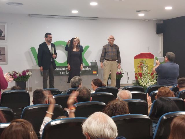 VOX Fuente Álamo presenta su candidatura para las próximas elecciones municipales, encabezada por Lola Legaz Martínez - 2, Foto 2