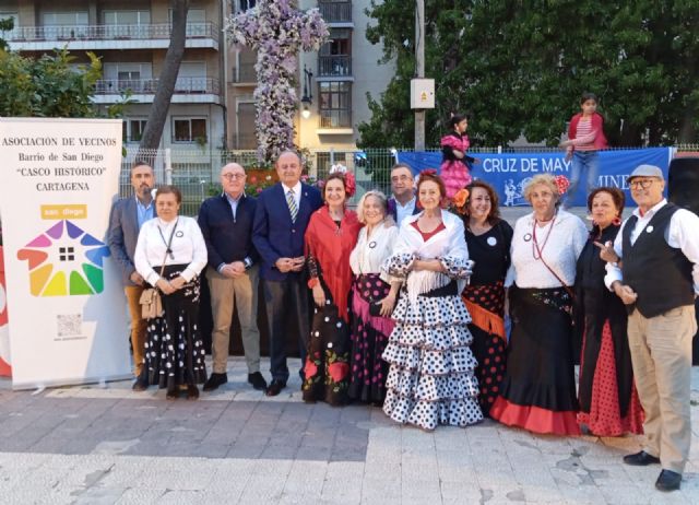 Comienza la Cruz de Mayo de Marte y Minerva con el pregón de Tomás Martínez Pagán - 3, Foto 3