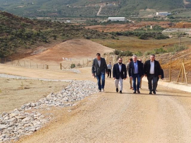 La Comunidad evita que 4.400 toneladas de metales pesados lleguen al entorno natural de Mazarr�n con la restauraci�n de San Crist�bal, Foto 2