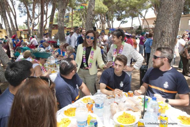 700 mayores despiden el curso con una convivencia caribeña en Los Urrutias - 3, Foto 3