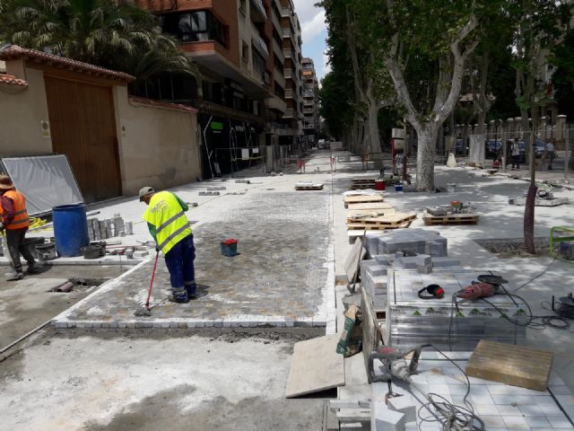 Esta semana finalizan las obras de pavimentación de un tramo de la avenida Alfonso X - 3, Foto 3
